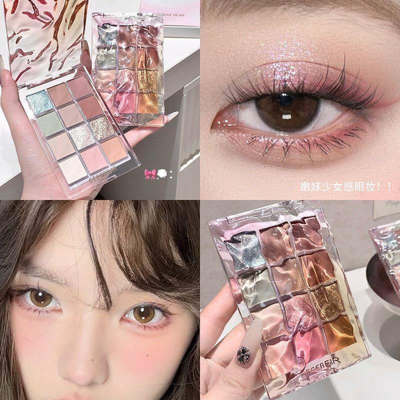 Gege Bear Water Wave Eyeshadow Palette
